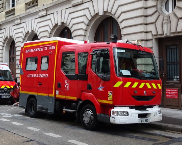 Renault – Sides Light Rescue Pump