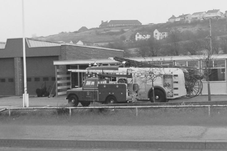 Land Rover HCB L4P and ERF pump escape