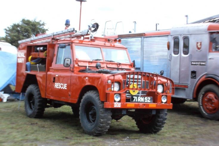 71RN52 Land Rover HCB TACR1 Royal Navy