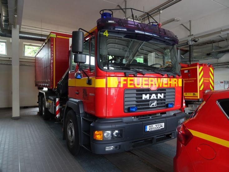 MAN Prime Mover with HAZMAT Pod