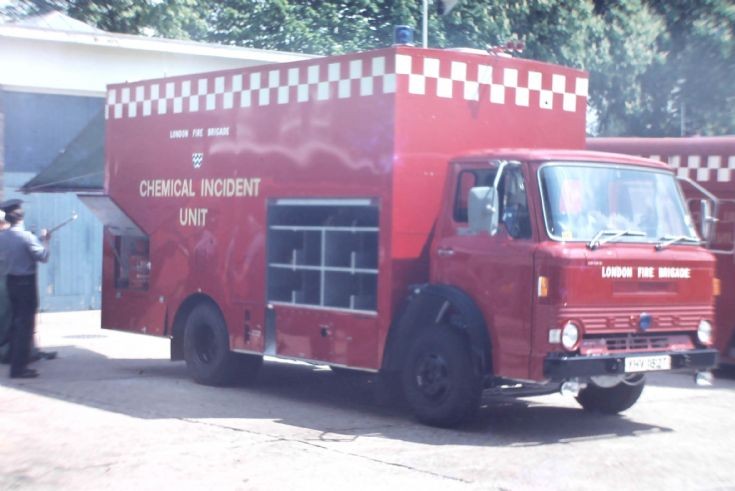 Ford D08/Hawson CIU London YHV182T