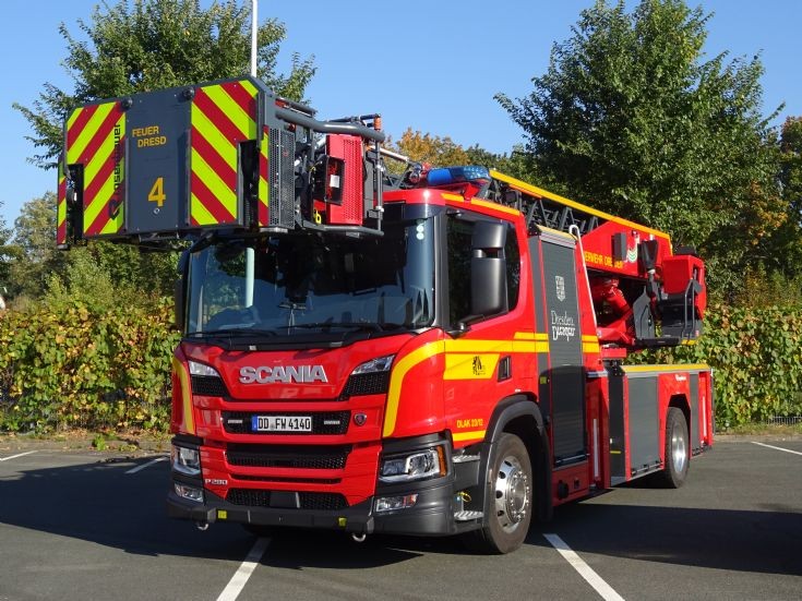 Scania Rosenbauer TTL30