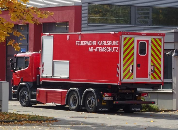Scania Prime Mover with BA Pod