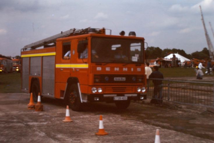 Dennis RS135/F&W WrL Cambridgeshire E739KEG