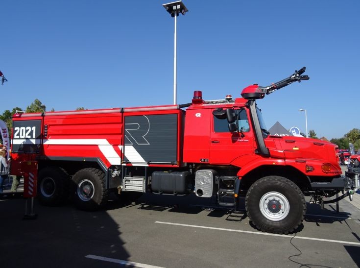 MB Zetros Rosenbauer Airport Tender