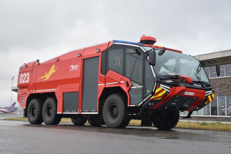Brussels Airport Panther Rosenbauer