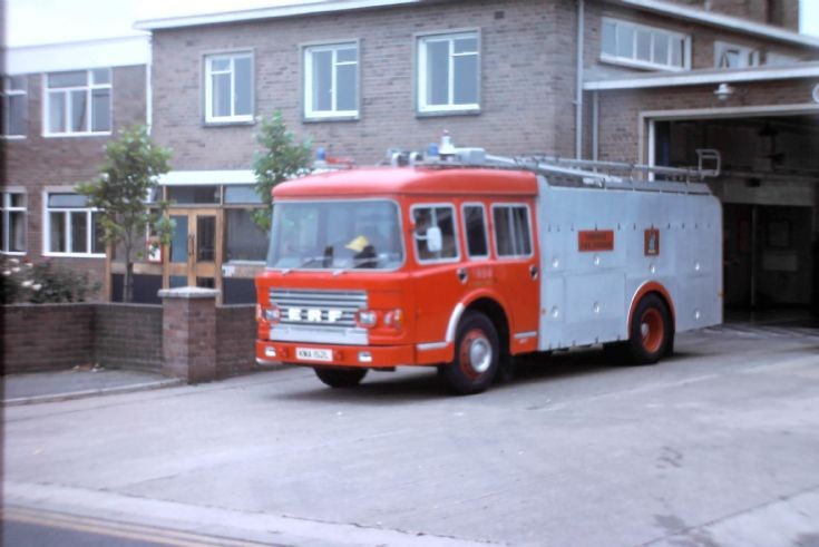 KMA152L ERF/Jennings WrT Cheshire