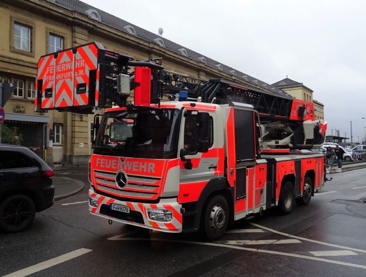 MB Rosenbauer TTL32