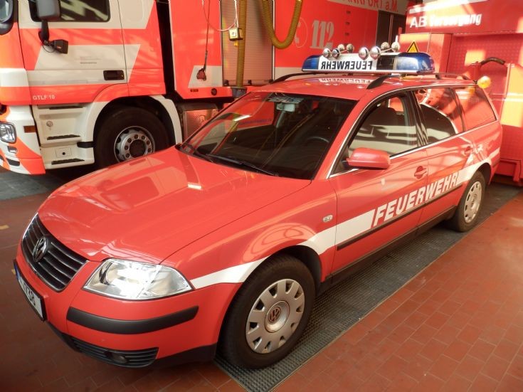 VW Officer car