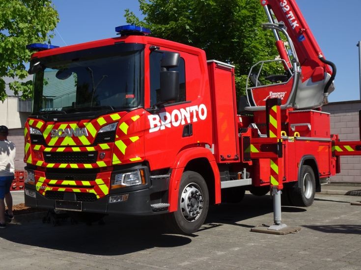 Fire Engines Photos Scania Bronto Skylift TLK32