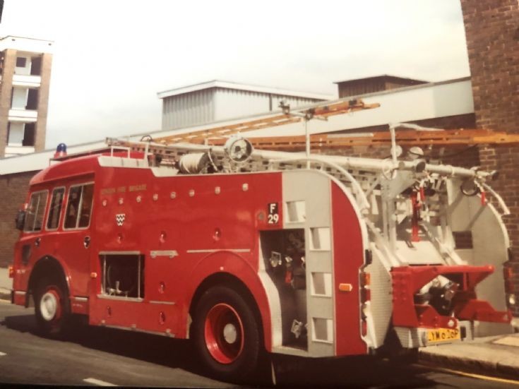 ERF 84PF pump ladder London LYM626P