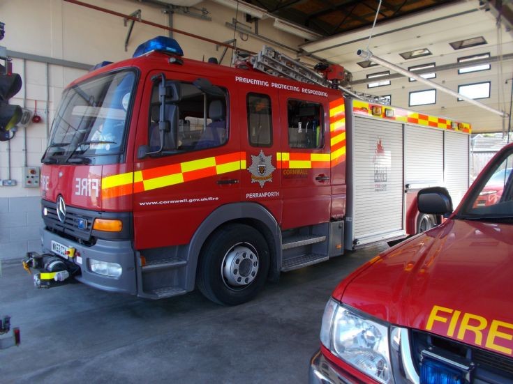 Mercedes-Benz Atego 1328F/MacNeillie/JDC WrL WK53C
