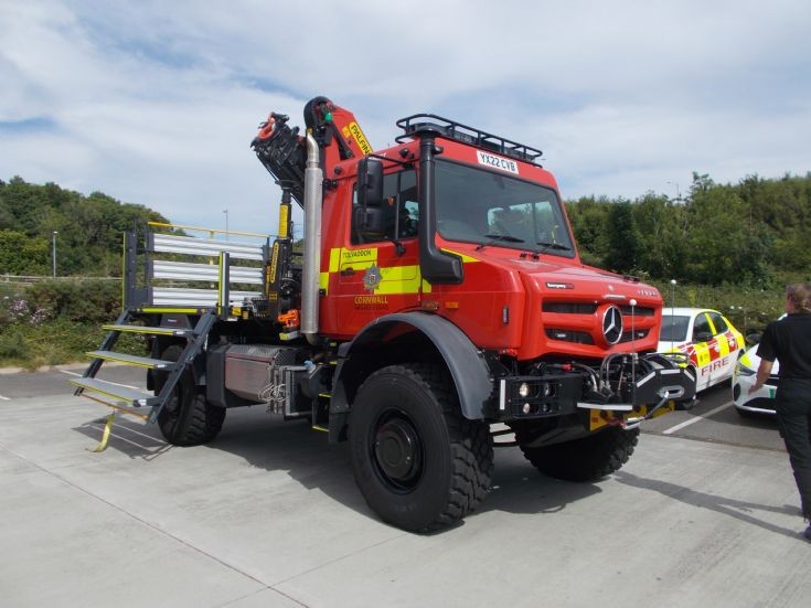 MB Unimog/EOne/Palfinger Specialist Rescue Unit YX