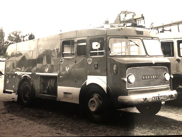 Bedford J4/HCBA WrT H&W KFK946D