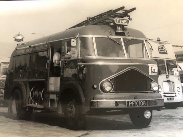 PFK108 Bedford J2 /Miles WrT Worcs