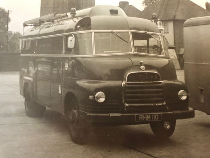 RHM110 Bedford S/Miles ST East Ham