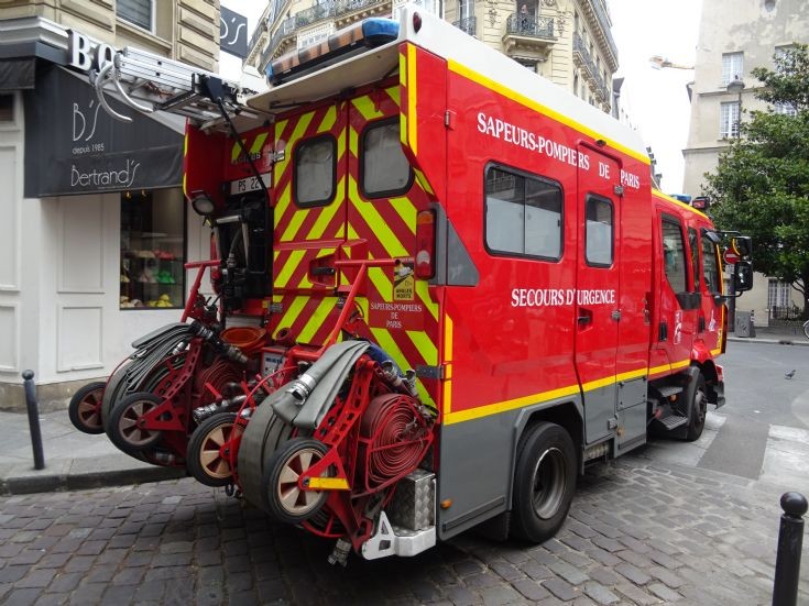 Renault - Sides Light Pump-Ambulance