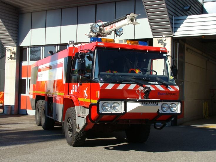 Sides S2000 B Airport Tender 