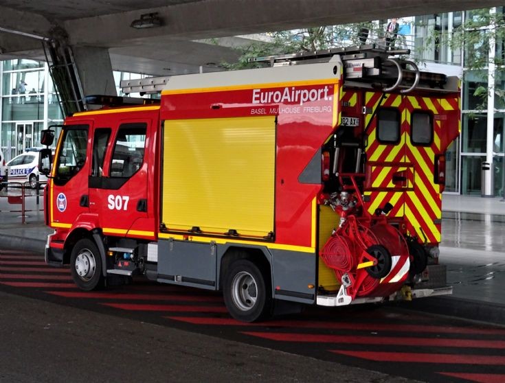 Renault - Sides Light Pump-Ambulance S07