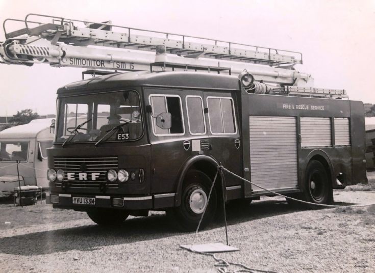 YVU133M ERF84PF/Jennings TSM 15 Simonitor GMC