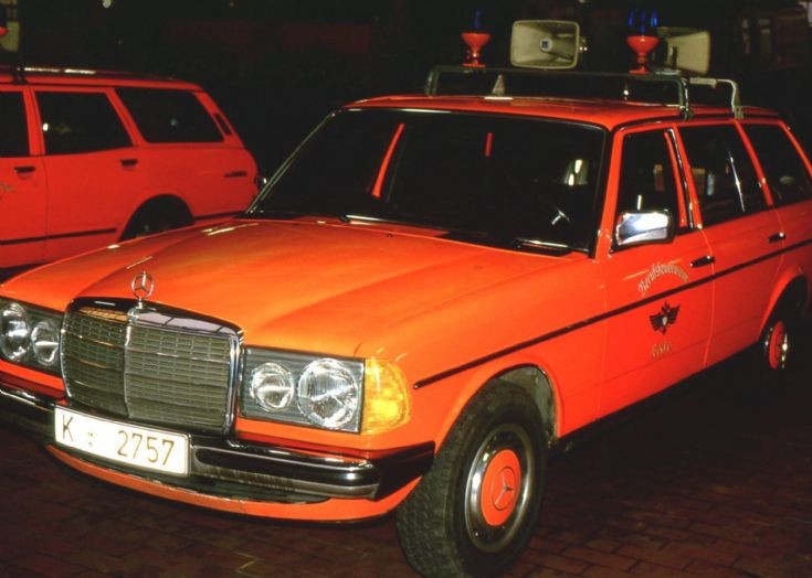 MB-Command Car