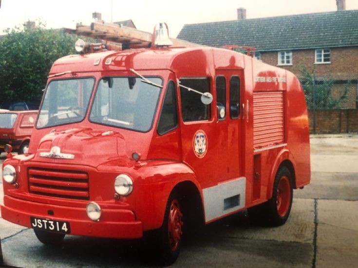 JST314 Bedford A HCB HrT Northern Area