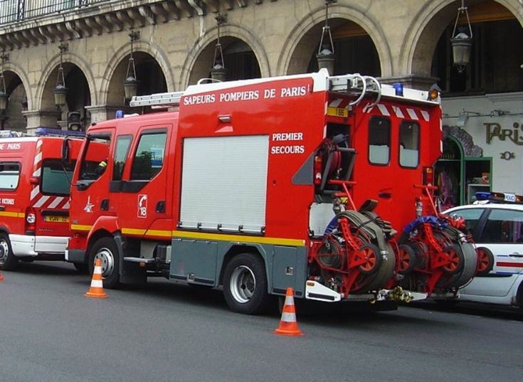 Renault - Sides Light Pump-Ambulance