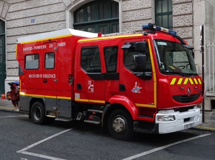 Renault - Sides Light Pump-Ambulance