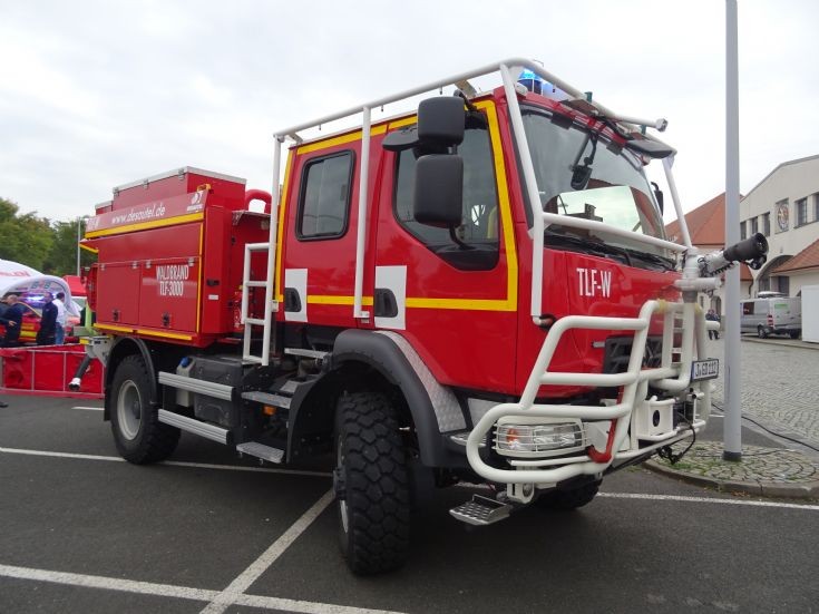 Renault-Desautel TLF-W3000 Brush fire tender