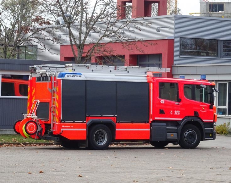Scania-Rosenbauer HLF20 Rescue-Pump
