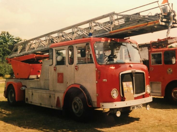 EWR750C AEC M'weather TL W Yorks