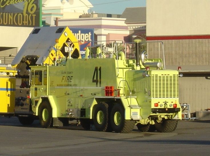 Oshkosh T3000 - Airport Tender