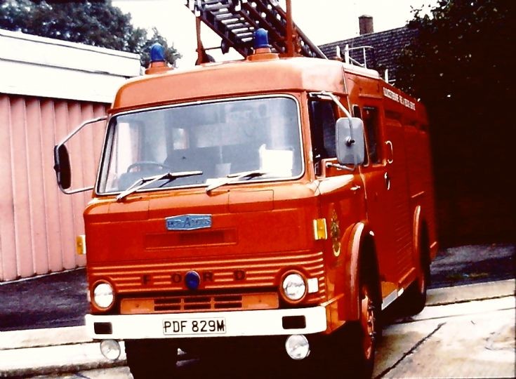 Ford D1011/HCBA  WrL Gloucs PDF829M