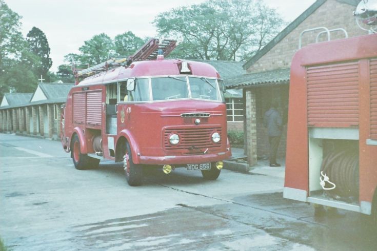 Commer Miles pump escape WDG656 Gloucs