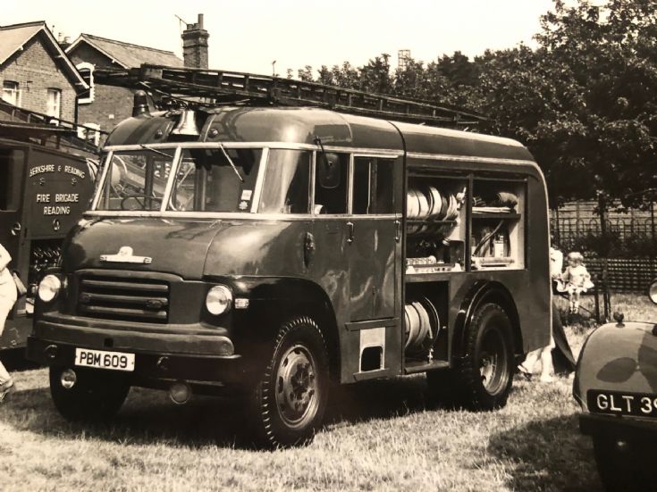 PBM609 Bedford A/Miles WrT Vauxhall Motors