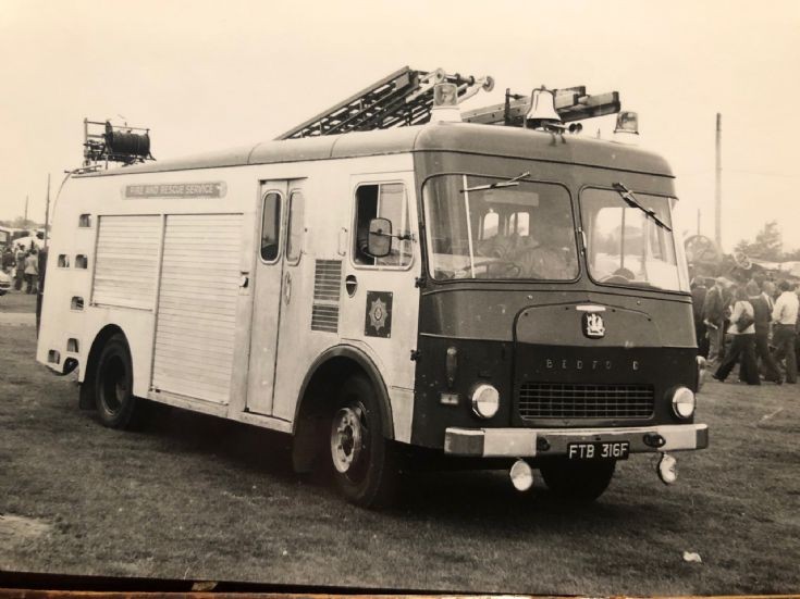 FTB316F Bedford TK Carm WrTE Lancs