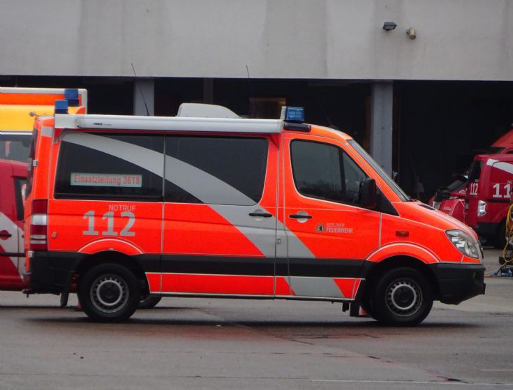 MB-Binz Command Van ELW3618