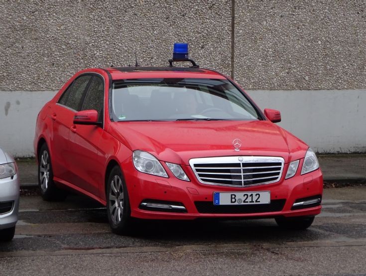 MB - HQ Officer car ELW1