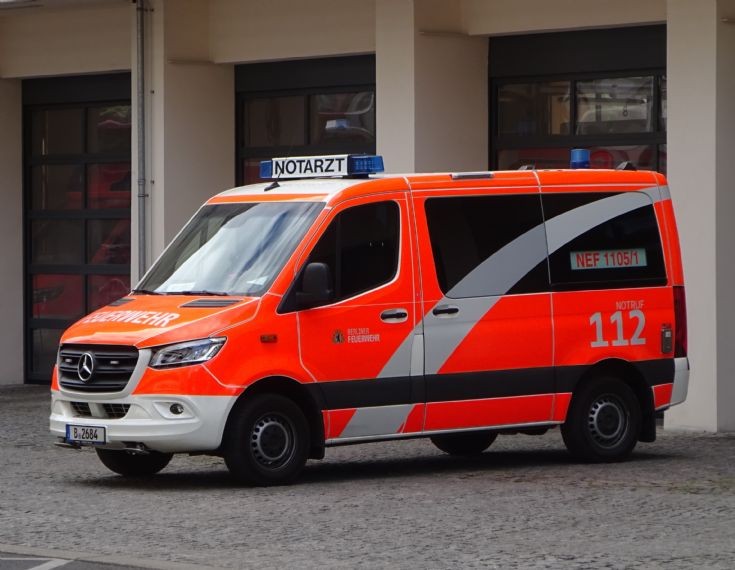 MB-Binz - NEF EMS van
