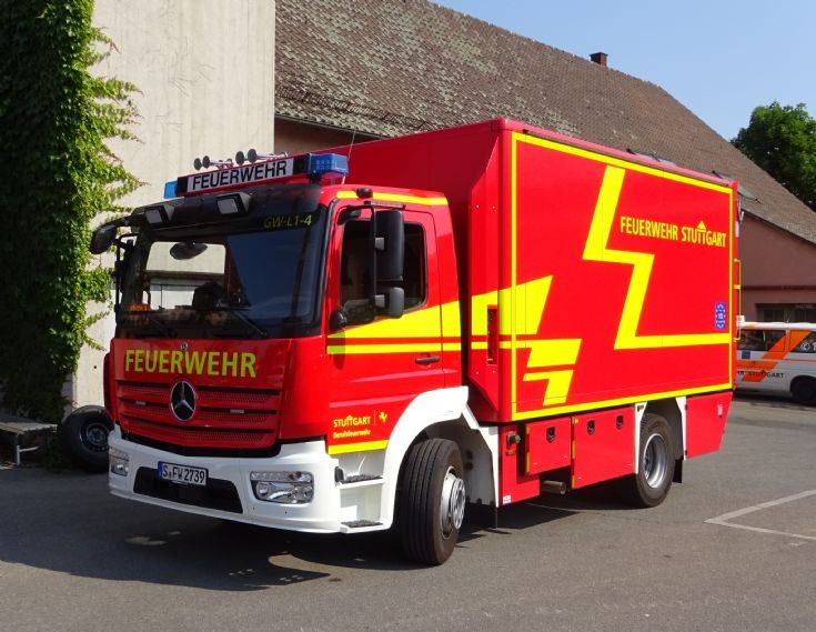 MB Logistic Truck