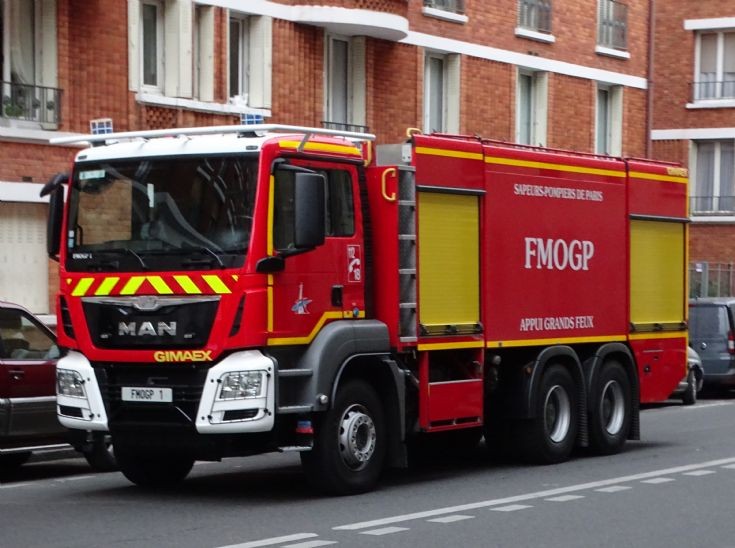 MAN-Giamex FMOGP Heavy Water/Foam Tender