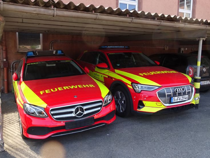 MB - Audi Officers cars