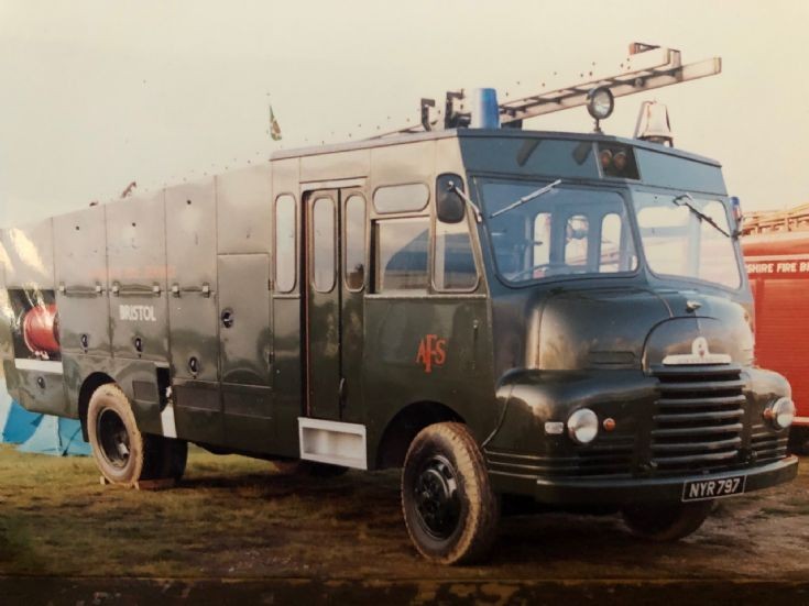 NYR797 Bedford S Green Goddess Bristol