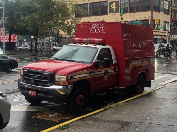 2001 Ford F450/Knapheide CPC FDNY