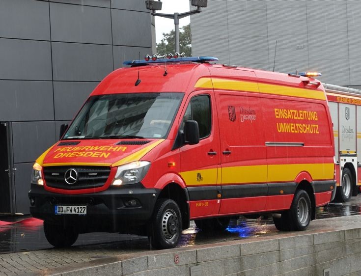 MB – Hazmat measurement & command Van