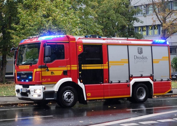 MAN-Rosenbauer HLF10 Rescue-Pump