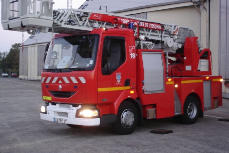 Renault-Riffaud TTL24 Compact 