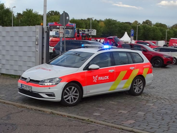 VW-Officer Car