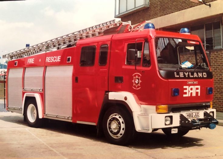 H812JUD Leyland/Mountain WrL Bucks