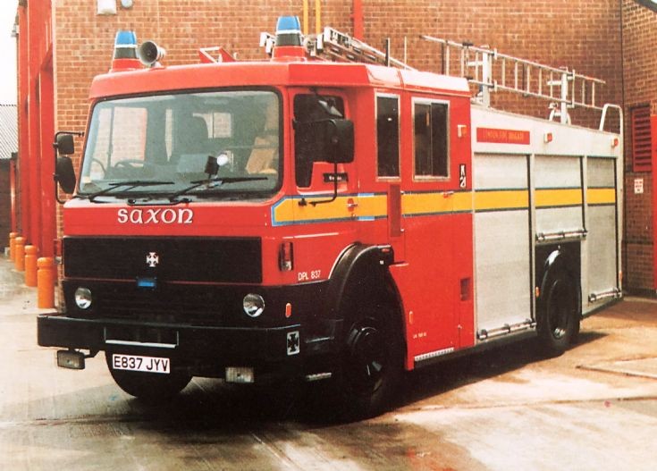 E837JYV Dodge G13 Saxon DPL London FB